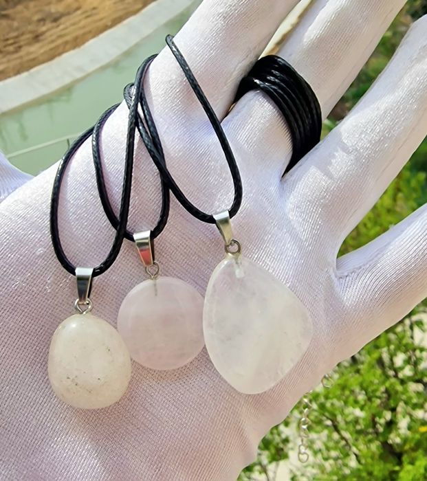 Кулоны Горный Хрусталь.