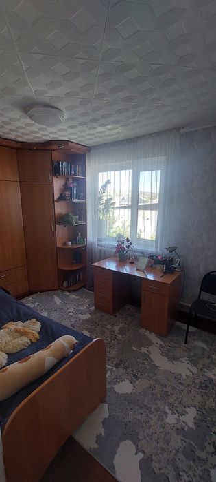 Продам  полуподвальный дом
