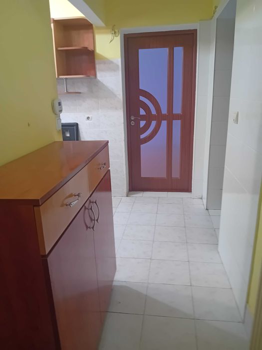 Vând  apartament in HUNEDOARA