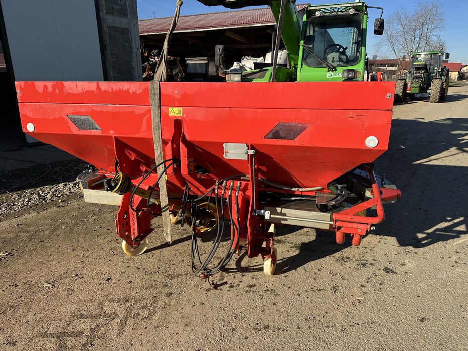 Vand mig distribuitor ingrasaminte Rauch B 413