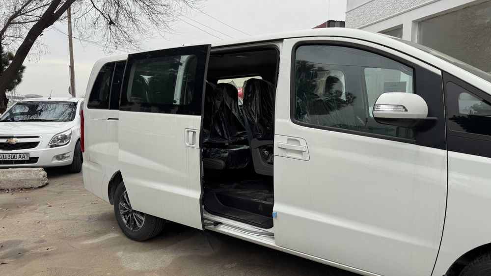 JAC M3 PLUS Минивен 9 местный