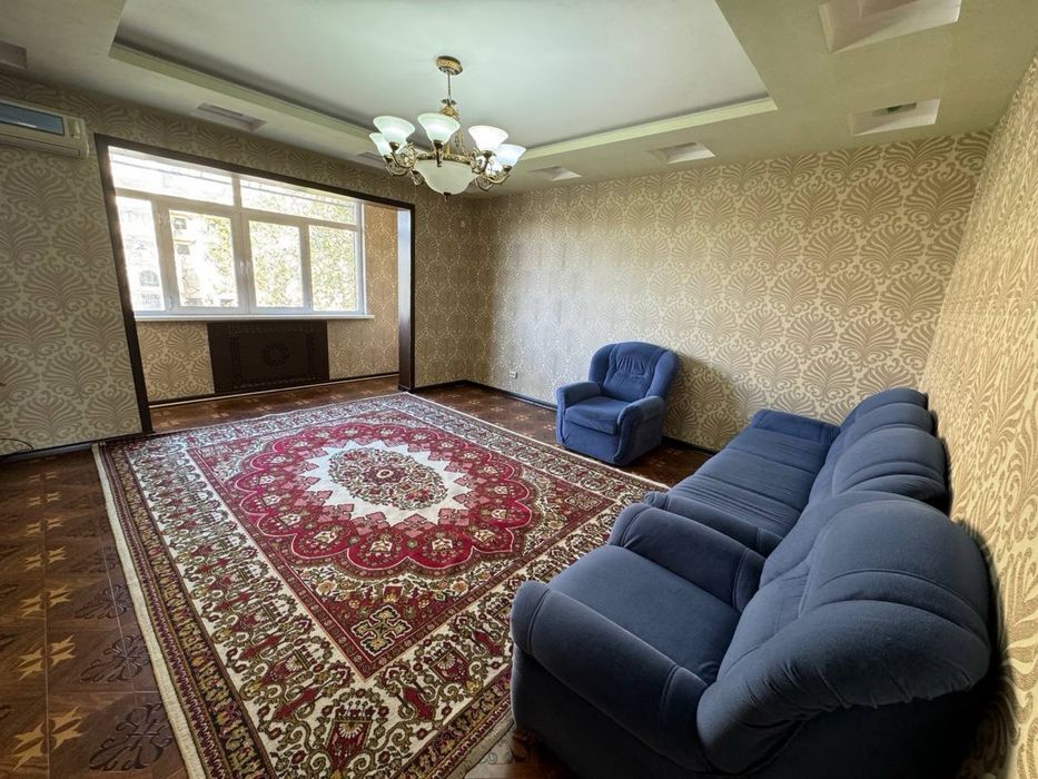 Бадамзар 3/3/9 с ремонтом и обстановкой ,ориентир мечестт