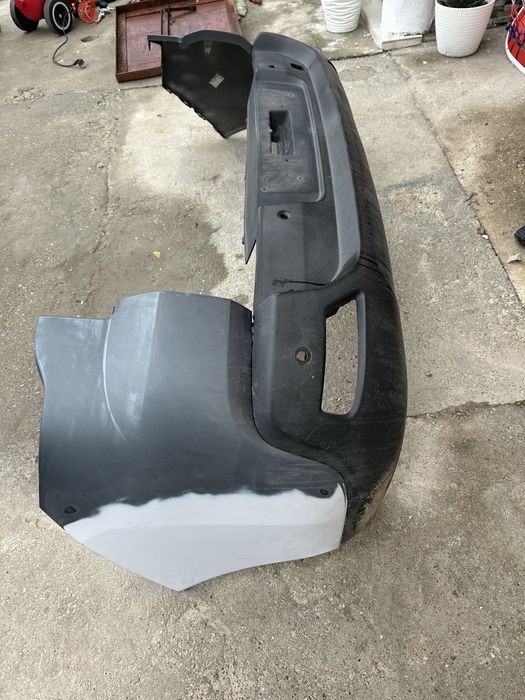 Bară spate peugeot 3008.