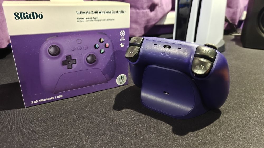 Джойстик 8BitDo Ultimate wireless с charging dock