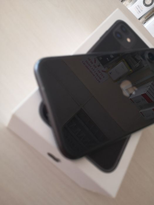 Iphone 13 midnight black/100% battery health