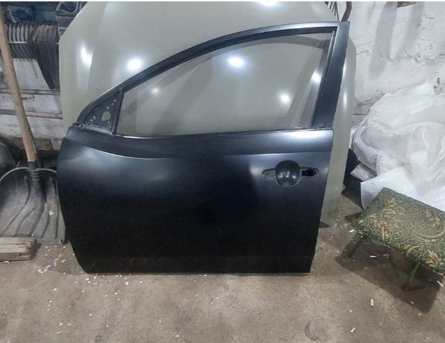 Дверь для машины передние