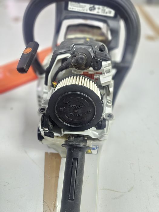 Drujba/motofiersatrau STIHL MS261C