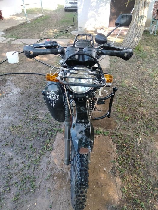 Продам мотоцикл 200