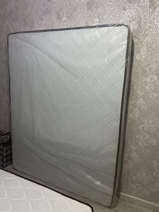 Матрас  спальный