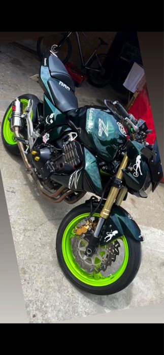 Kawasaki Z1000 An 2007