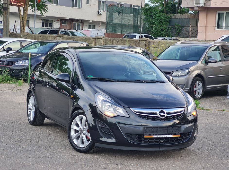 Opel Corsa D ~ 2014 ~ 1.2 Benzină - 75 CP ~ Euro5 ~ Navi  Klimă  Senzori Volan/Scaune Încălzite  Jante ~ Imp Germania
