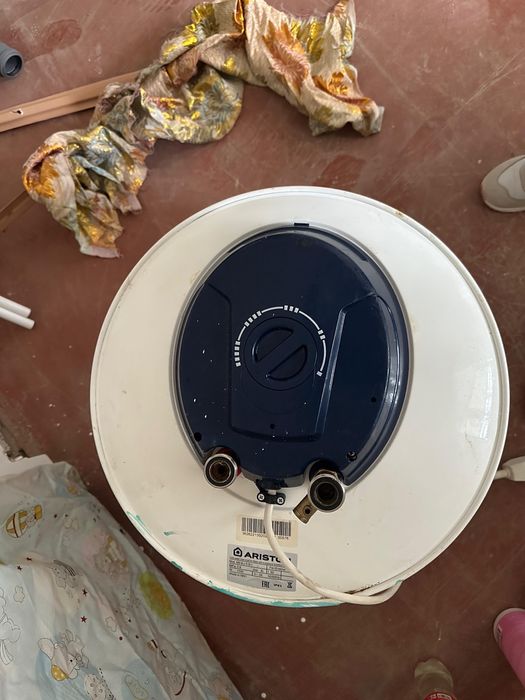 Продам водонагреватель б/ у