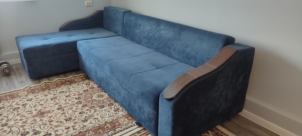 Синий диван 290х150см торг есть