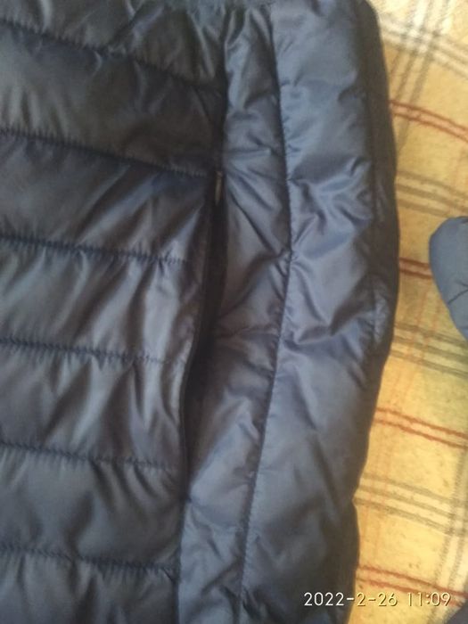 Продам куртку болоневую