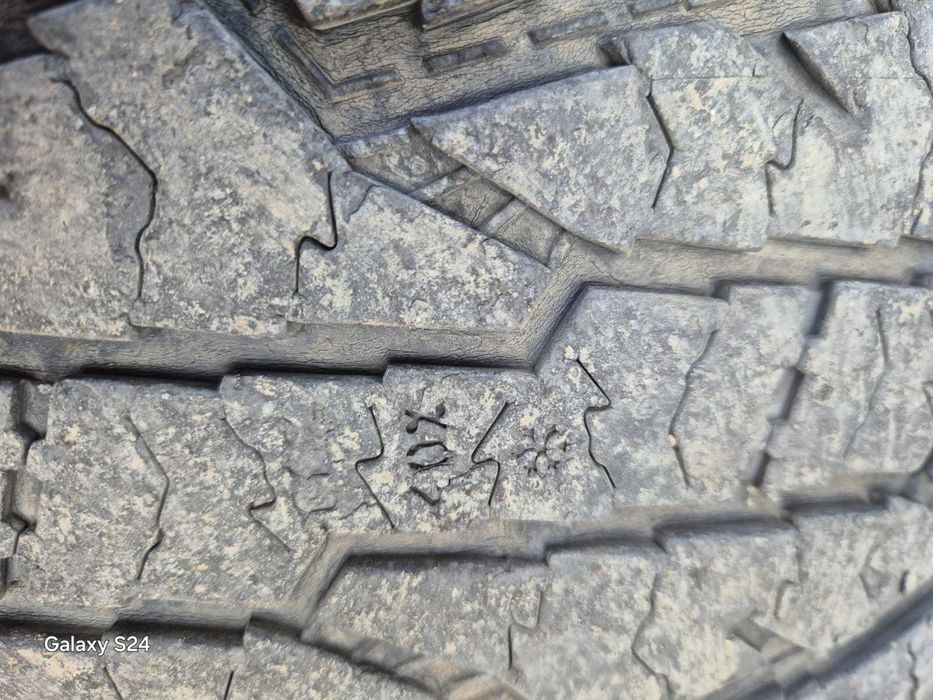 Продам шины б/у, 265/60/18