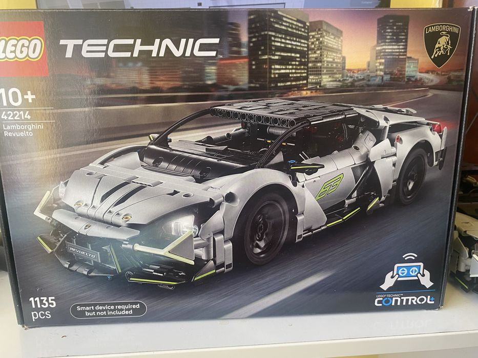 vand masina lego lamborghini revuelto technic