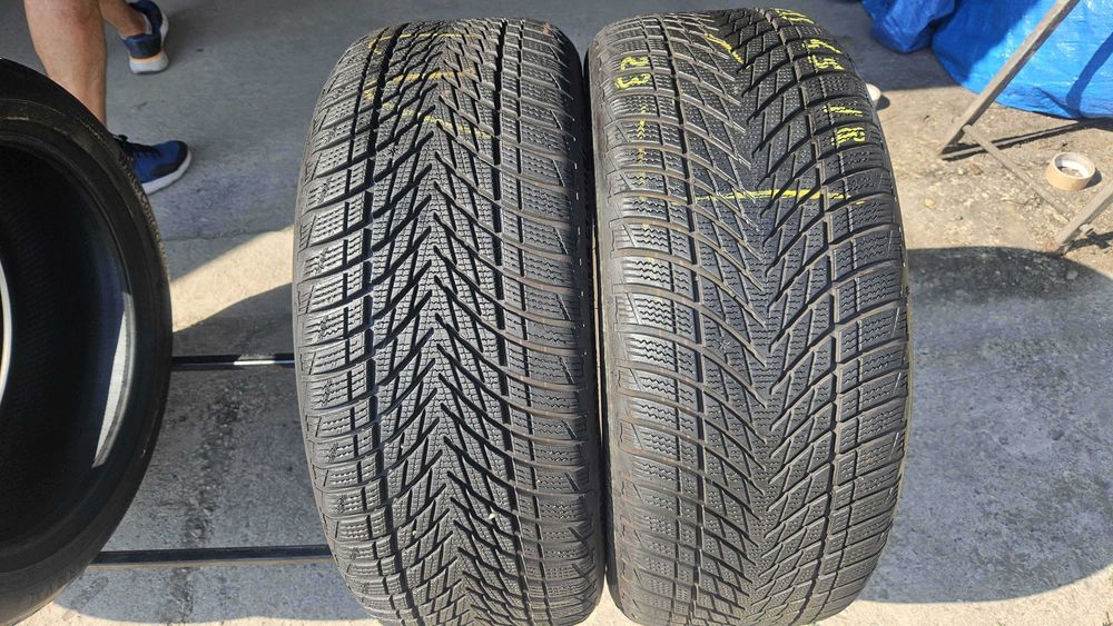 235/45 R18 • Iarna • Goodyear UltraGrip Performance 3 98V XL | 2 buc | DOT 2023 | Pret/buc