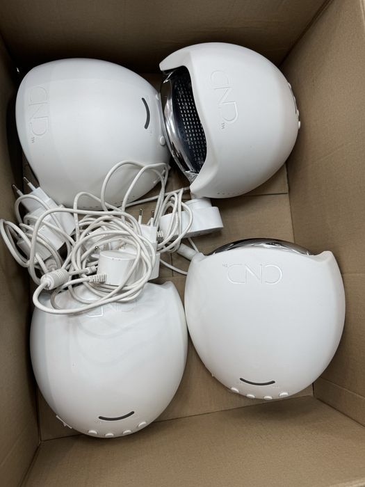 LED печки за маникюр CND