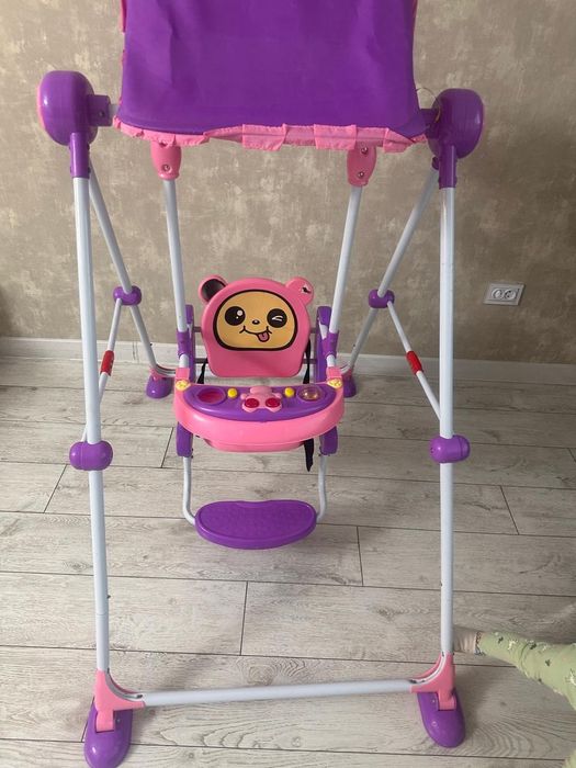 Продам качелю обсалютно новое