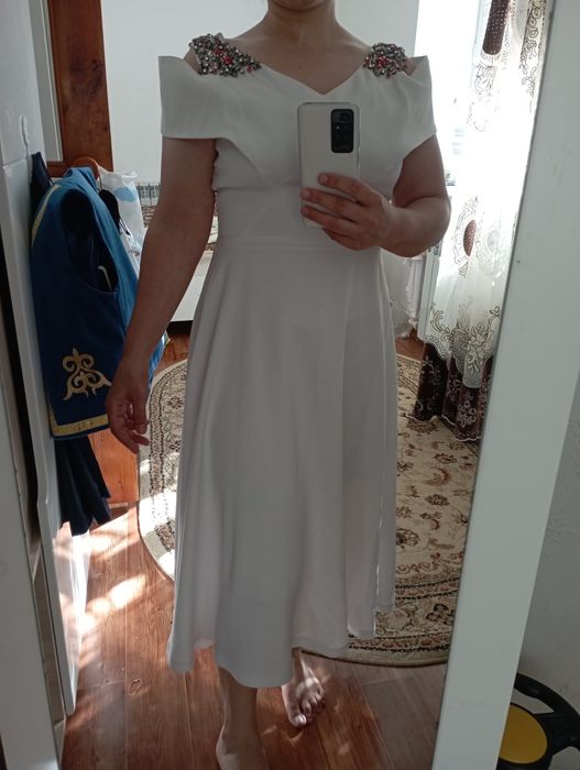 Продаётся платье