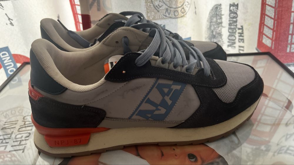 Кросовки 42 размер