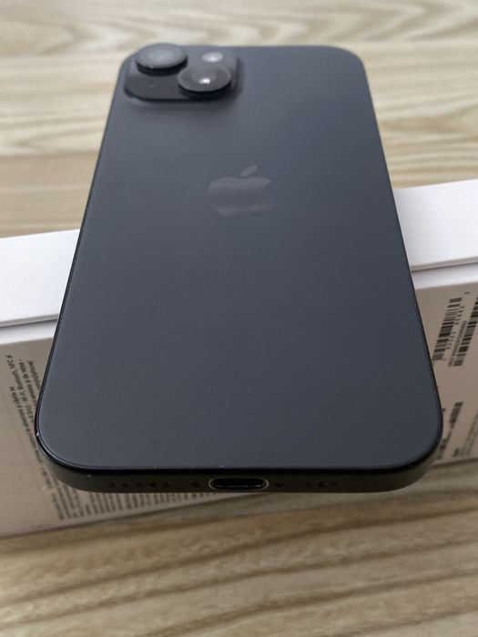 iPhone 15 , memorie 128 GB