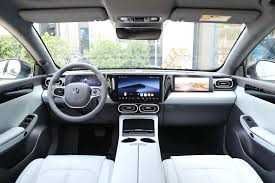 Leapmotor C01 premium Hybrid 216km pod zakaz