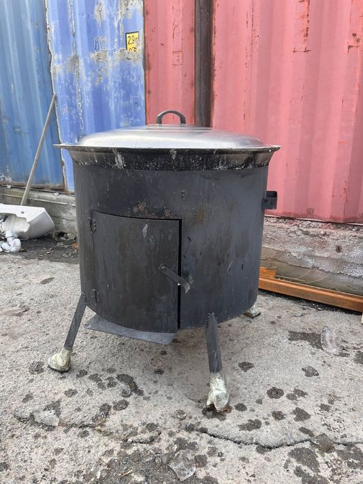 Продам казан с горелеой