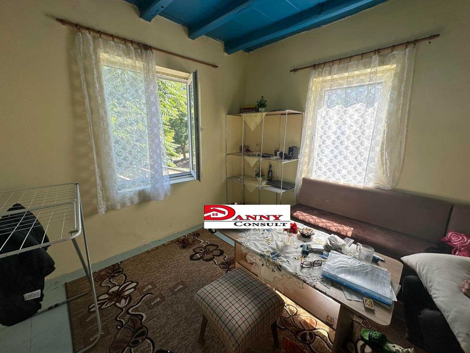 Къща с 1700 кв.м. двор в с. Мусина, обл. Велико Търново