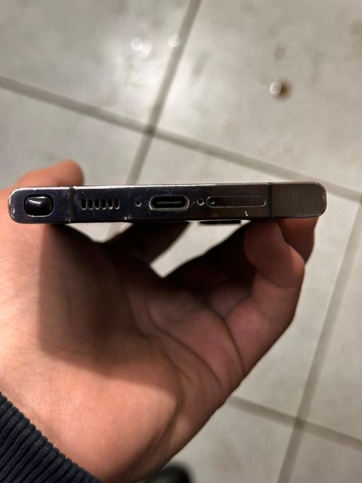 Galaxy S23 ультра 256 гб