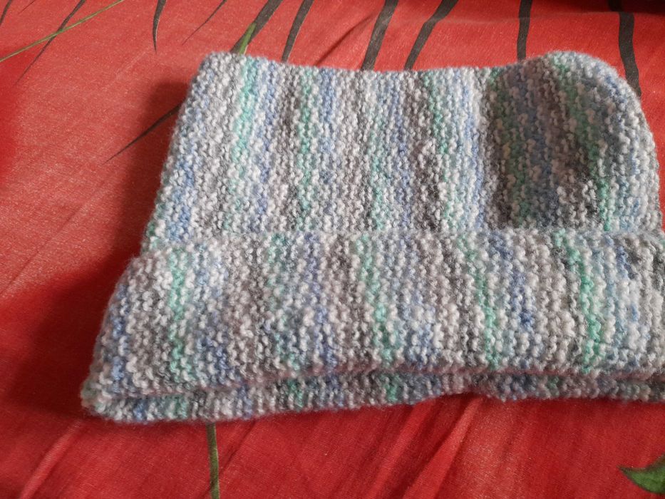 Ръчно плетен кръгъл шал