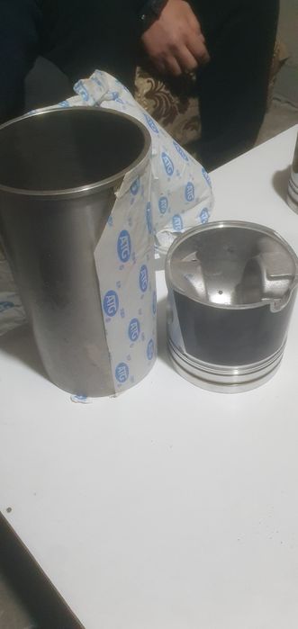 Поршень хово и гильзы