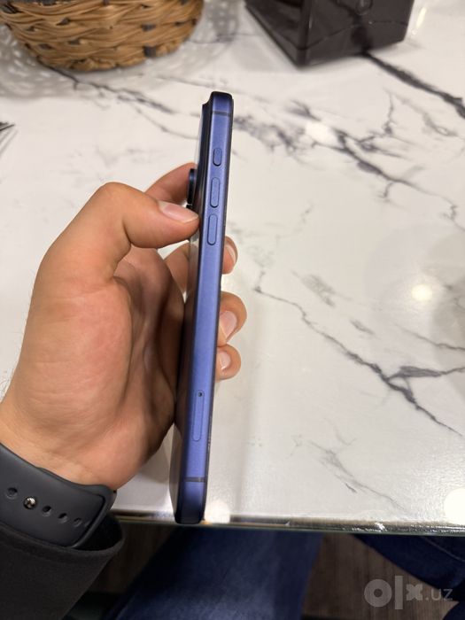 Iphone 17pro max 256 95% ideal kar dok srochna sotiladi