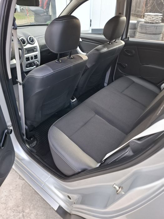 Dacia Sandero//98 mii km//1.6 Benzină/An 2013/Euro 5