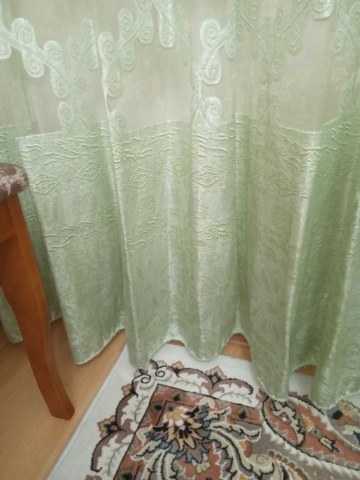 шторы, занавески тюлевые, размер 5,70 метра на 2,70 метра.