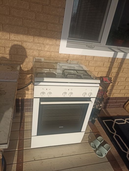 Распродажа мебели. диваны столу стулиья стенки.я