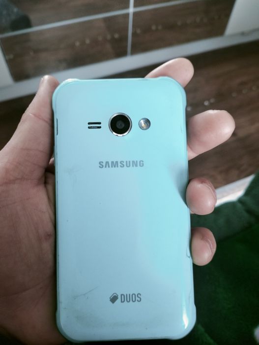 Samsung Galaxy J1 ace