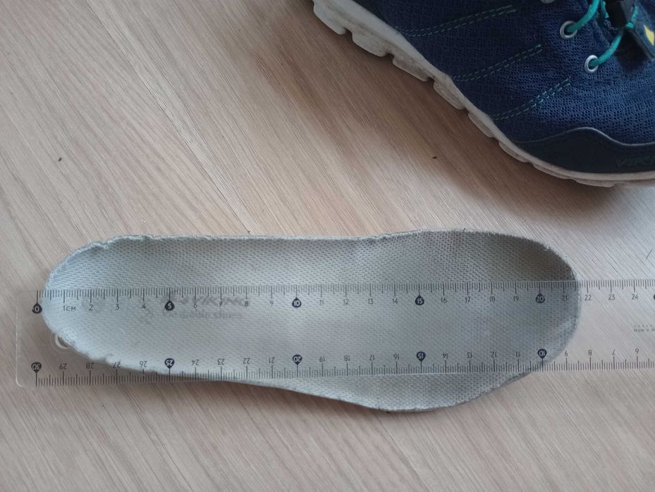 Удобни са маратонки, 34 разм, стелката е 21,5см