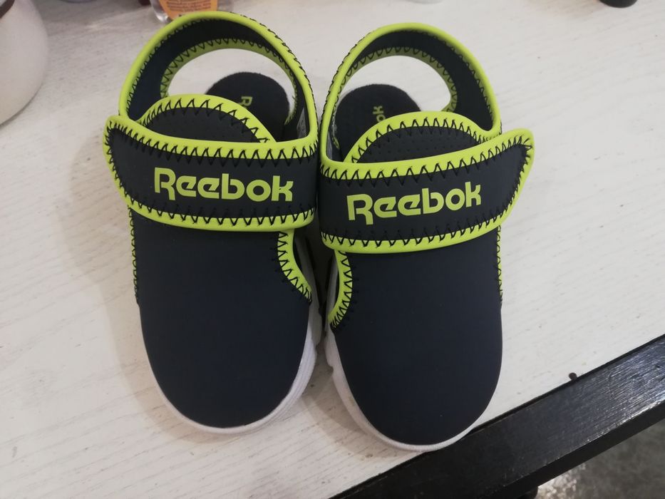 Детски сандали Reebok, момче, нови