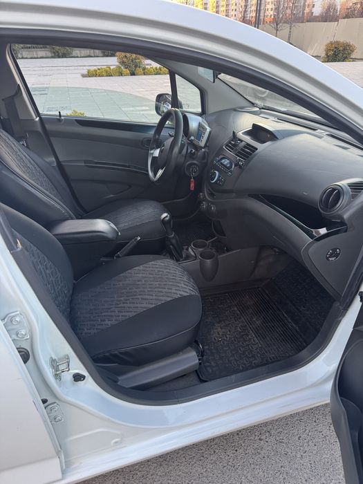 Spark 1,25 Evro motor, probeg 120.600. Yili 2015, Mexanika.