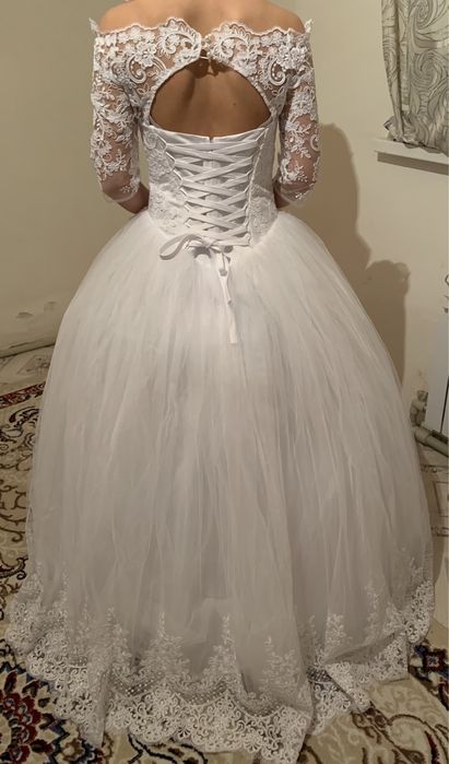 Свадебное платье