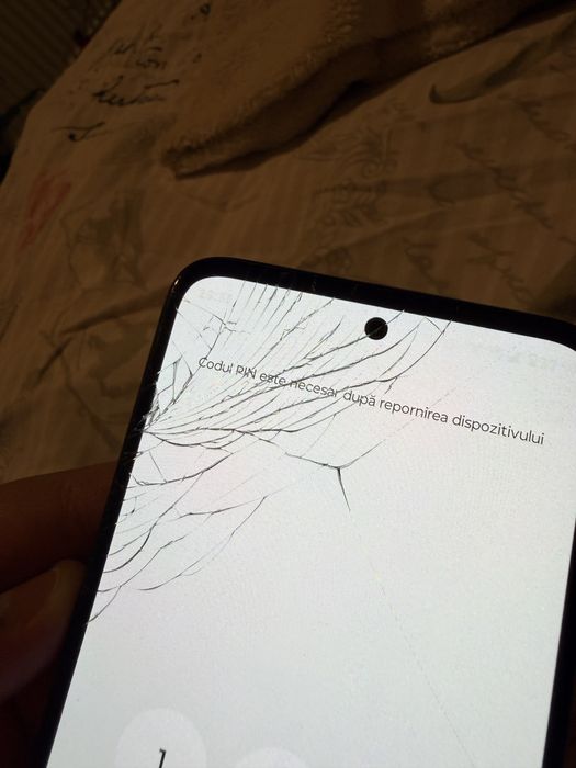 Vând telefon motorola