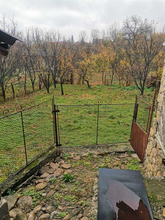 Vand casa sat Dealu Mare, com Buciumeni, jud. Dambovita