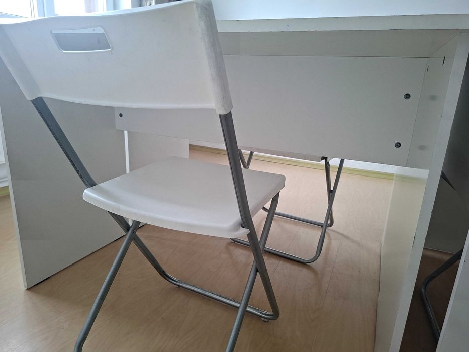 Banci scolare si scaune (13 banci/80 lei buc+20 scane/15 lei buc