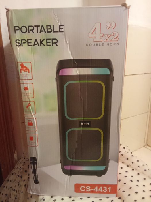 Boxa bluetooth cu microfon