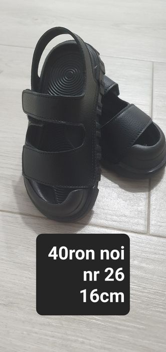 Sandale negre nr 26 /16cm