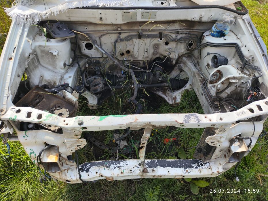 Митсубиси Спейс вагон