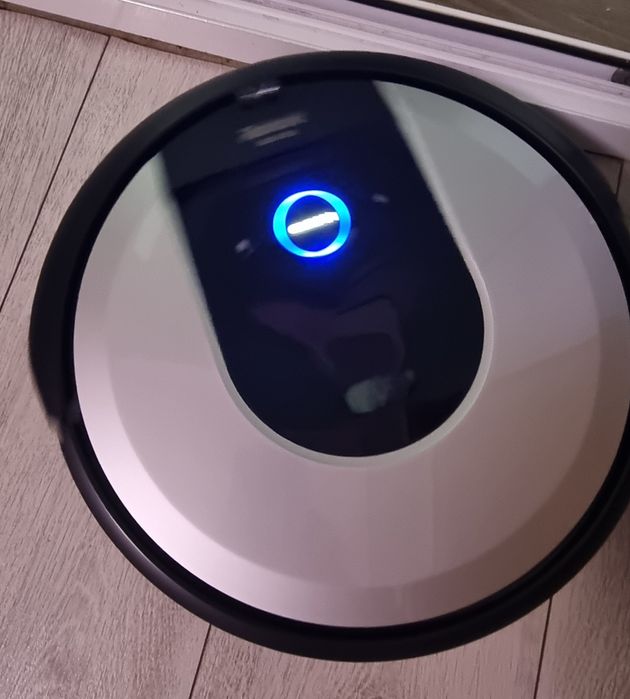 Прахосмукачка робот Robot i7+