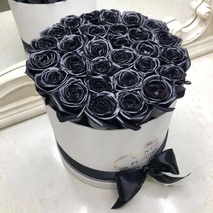 Розы из атлосной ленты