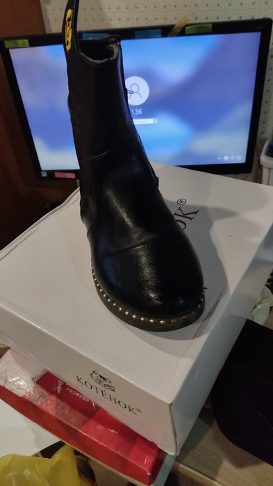 Продам сапоги демисезонные на девочку